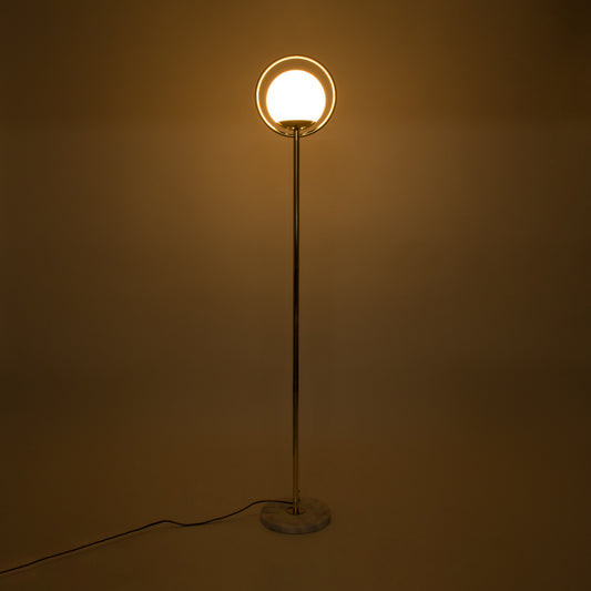 VERSAILLES 01541 Μοντέρνο Φωτιστικό Δαπέδου Μονόφωτο 1 x E27 Χρυσό Μεταλλικό με Γαλακτερή Γυάλινη Μπάλα D25 x H150cm