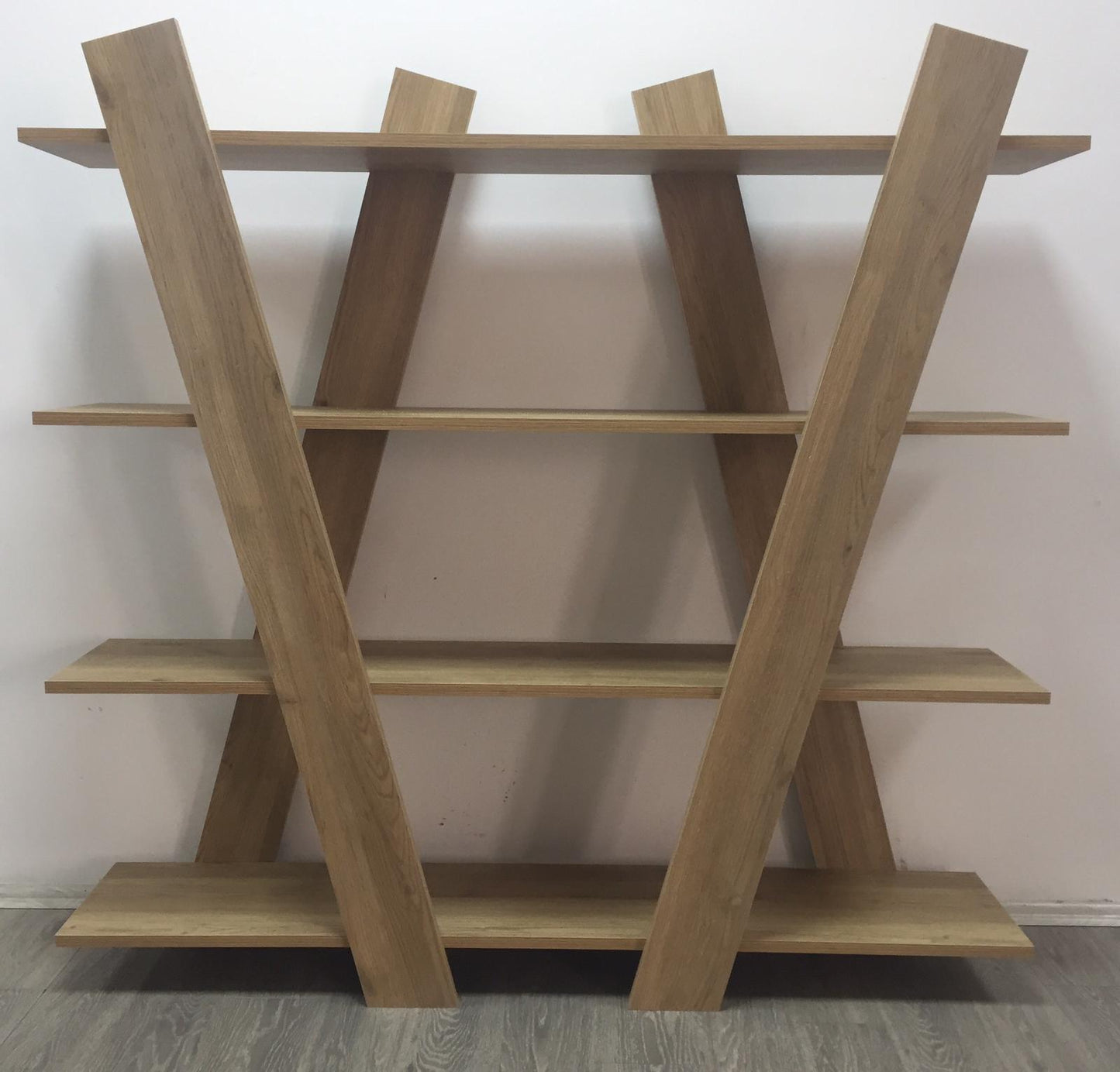 TCS-03 # ΡΑΦΙΕΡΑ ΧΙΑΣΤΗ 140x30x135