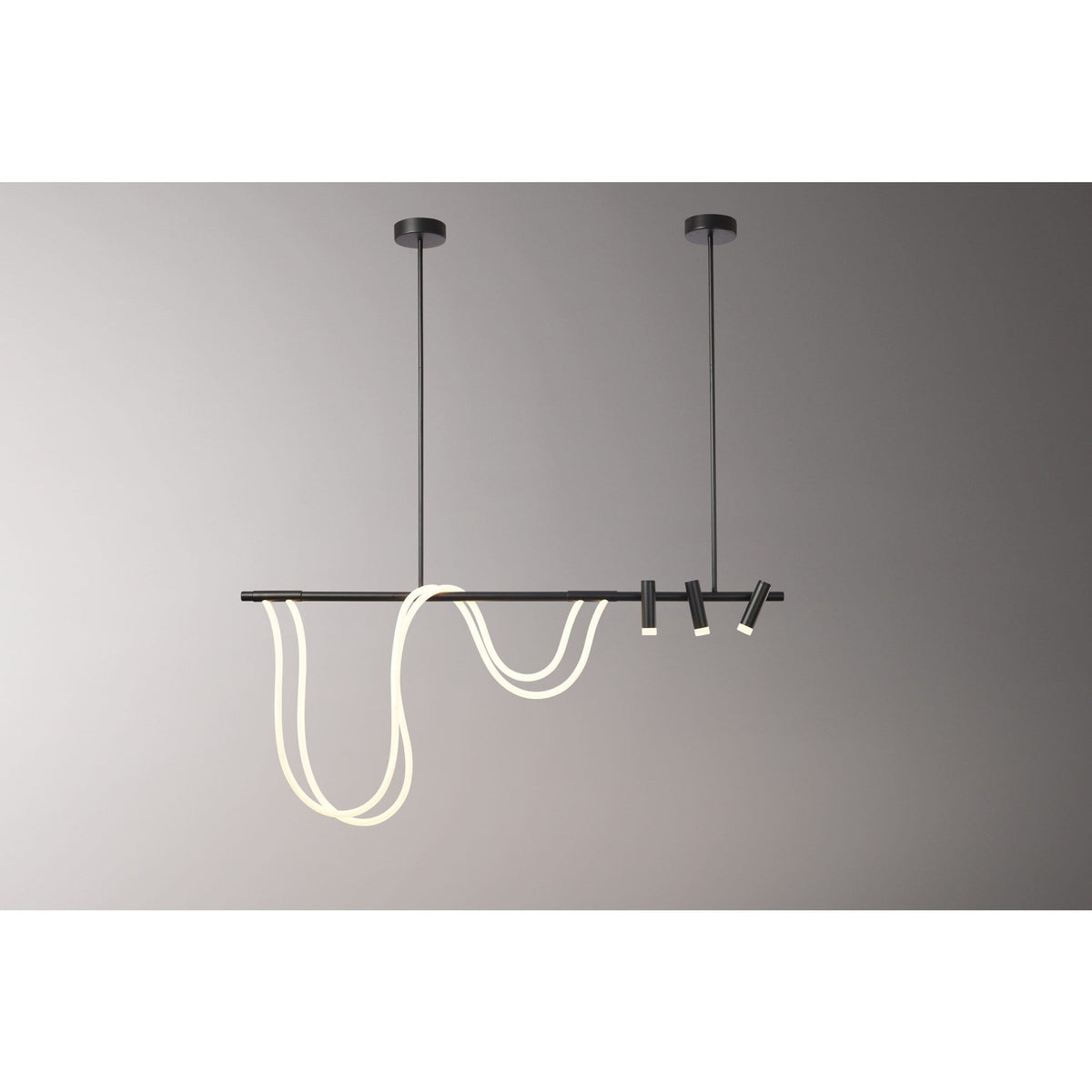 PDC 704 BK # ΡΑΓΑ LED ΜΕ 3 ΣΠΟΤ & ΑΝΙΣΟΠΕΔΗ ΤΑΙΝΙΑ 120x100εκ