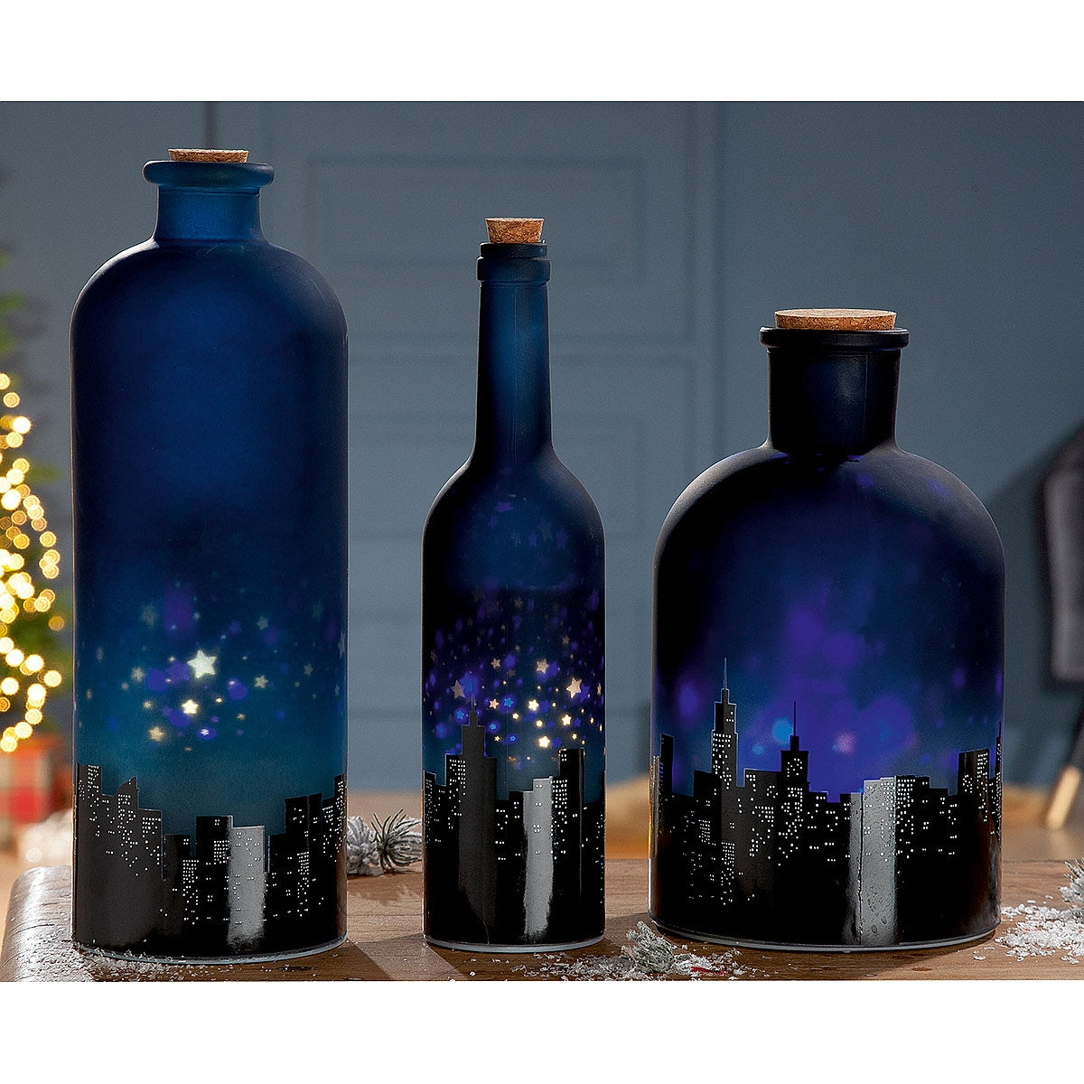 Διακοσμητικό Μπουκάλι Πόλη Φωτιζόμενο LED Πολύχρωμο Γυαλί 11x11x32 σε 3 Σχέδια