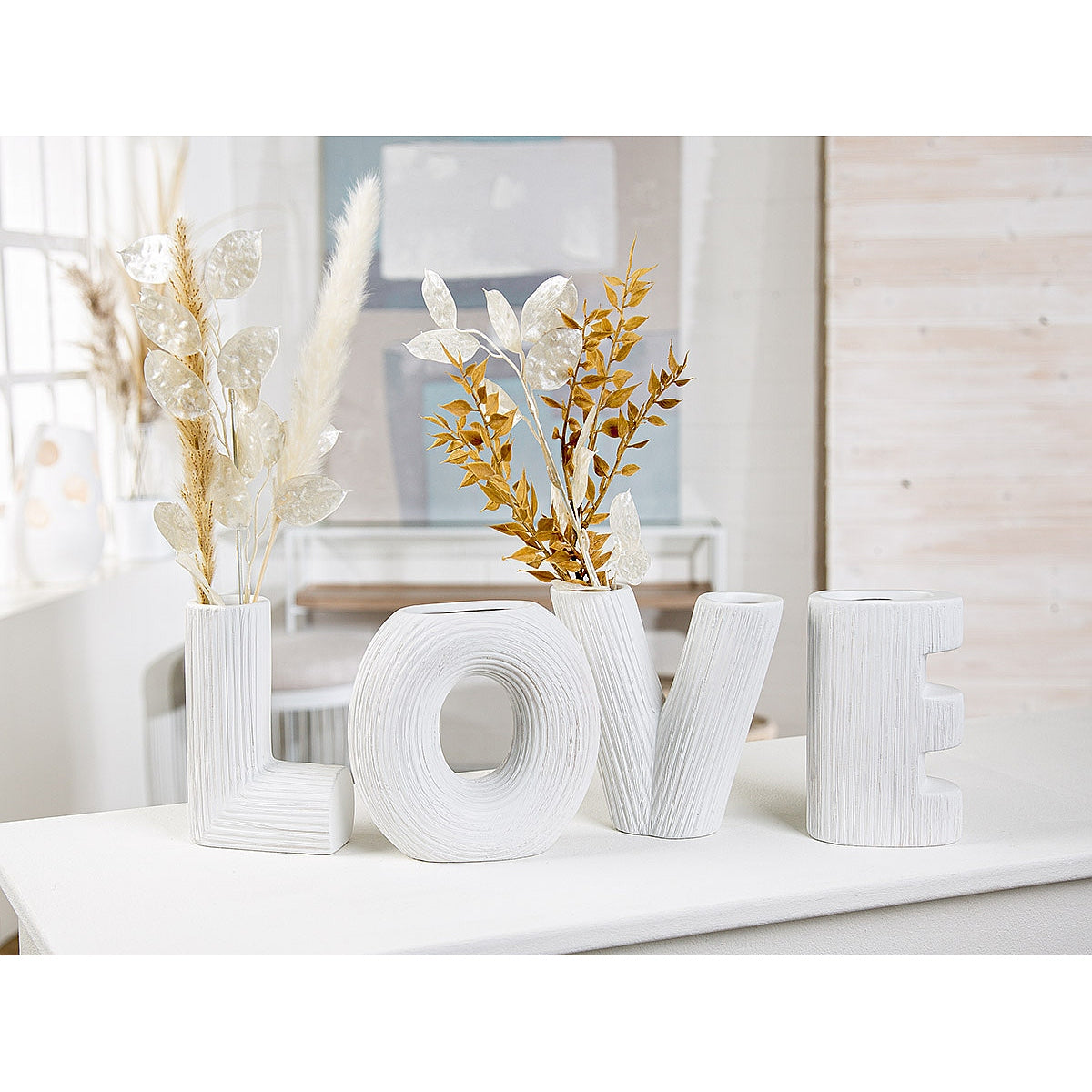 'Love' Vase White Ceramic H15cm Set of 4