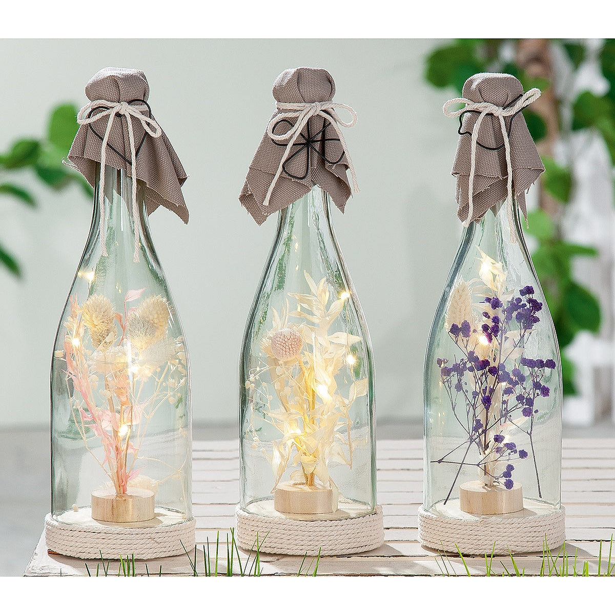 Διακοσμητικό Μπουκάλι Σαμπάνιας με Εσωτερική Διακόσμηση Φωτιζόμενο LED Διάφανο/Φυσικό Γυαλί 29.5εκ σε 3 Σχέδια