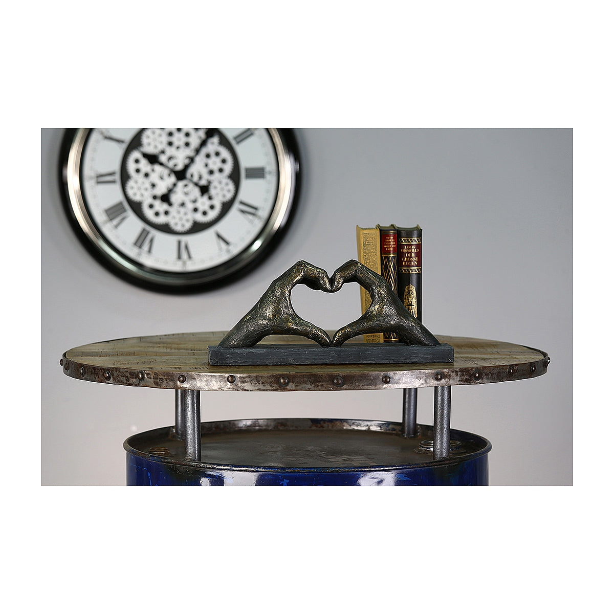 Διακοσμητικό Χέρια Σχηματίζουν Καρδιά Ασημί Κεραμικό 10x45x15