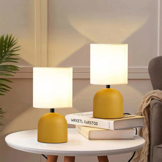 LOREN 204-0137 Μοντέρνο Eπιτραπέζιο Φωτιστικό Μονόφωτο 1 x E27 IP20 Κίτρινο Μέταλλο με Μπεζ Ύφασμα - Μ15 x Π15 x Υ31cm