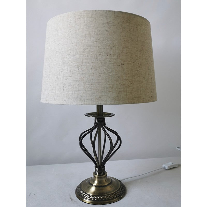 Επιτραπέζιο Φωτιστικό Μεταλλικό Αντικέ Ασημί/Εκρού 32x32x60