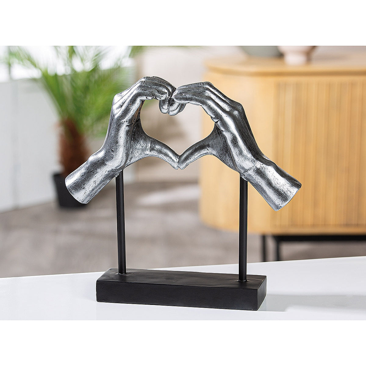 Διακοσμητικό Χέρια Σχηματίζουν Καρδιά Ασημί Polyresin 28.5x8.5x26.5