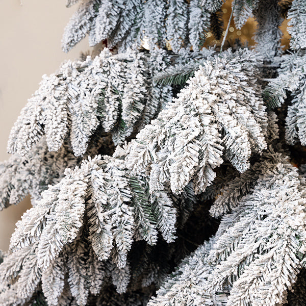 ΔΕΝΤΡΟ ΕΛΑΤΟ ΧΙΟΝΙΣΜΕΝΟ ΔΙΑΣ ΜΕ ΛΑΜΠΑΚΙΑ 173x173x360