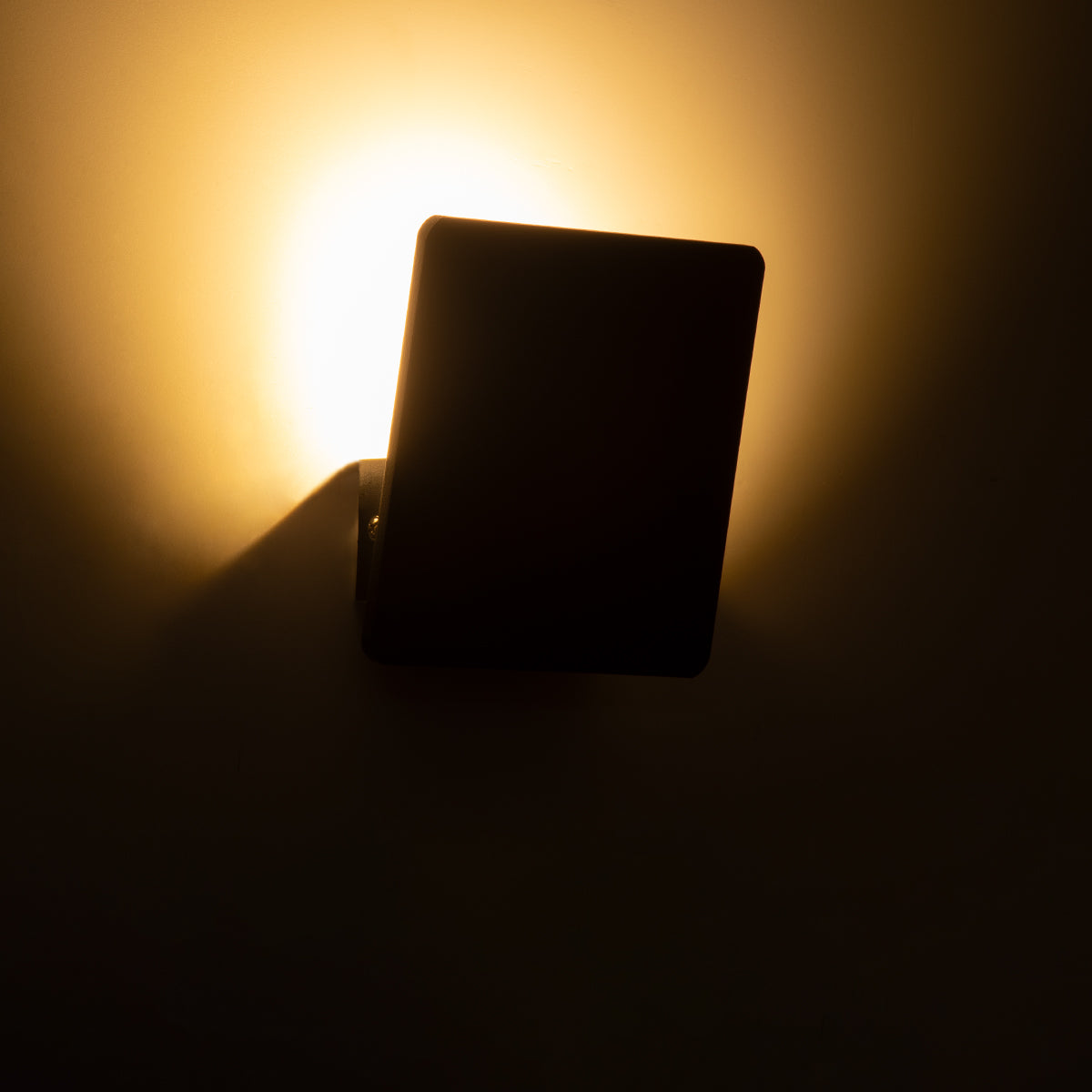 CUADRADO 60570 Μοντέρνο Φωτιστικό Τοίχου - Απλίκα LED 10W 1000lm 60° AC 220-240V Αδιάβροχο IP65 Θερμό Λευκό 2700K - Bridgelux COB Chip & TÜV SÜD Driver - Γκρι Ανθρακί Ματ - Μ14 x Π14 x Υ4.5