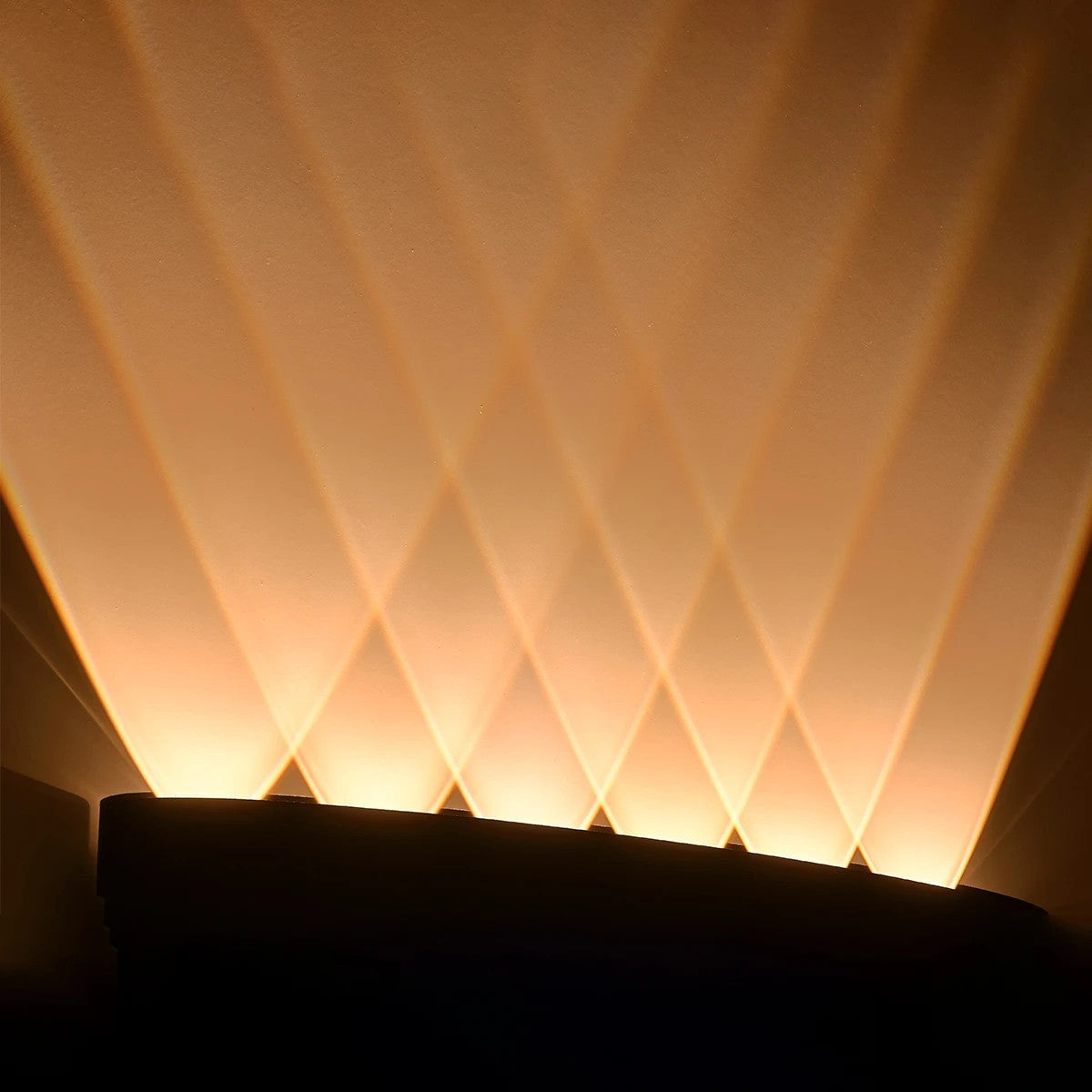 SIXOAD 60678 Μοντέρνο Φωτιστικό Τοίχου - Απλίκα LED 24W 3000lm 30° AC 220-240V Αδιάβροχο IP65 Θερμό Λευκό 2700K - CREE XPE Chip & TÜV SÜD Driver - Μαύρο Ματ - Μ32 x Π5.5 x Υ8