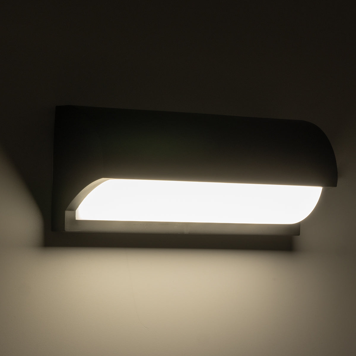 HORIZON 60693 Μοντέρνο Φωτιστικό Τοίχου - Απλίκα LED 15W 1575lm 120° AC 220-240V Αδιάβροχο IP65 Φυσικό Λευκό 4500K - Bridgelux SMD Chip - Μαύρο Ματ - Μ23.5 x Π11 x Υ10