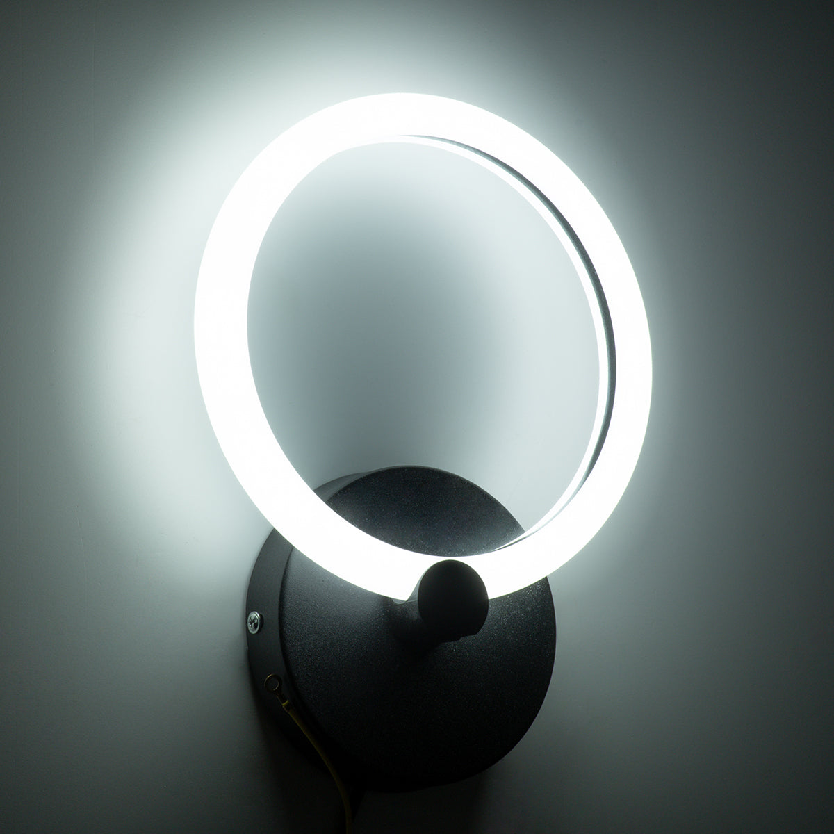 MATILDA 61339 Φωτιστικό Τοίχου - Απλίκα Design LED CCT 8W 960lm 360° AC 220-240V - Εναλλαγή Φωτισμού μέσω Διακόπτη On/Off All In One Ψυχρό 6000k+Φυσικό 4500k+Θερμό 2700k Μ20 x Π5 x Υ25.5cm - Μαύρο