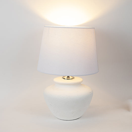 ΕΠΙΤΡΑΠΕΖΙΟ ΦΩΤΙΣΤΙΚΟ ΜΕ ΥΦΑΣΜΑΤΙΝΟ ΚΑΠΕΛΟ ΚΕΡΑΜΙΚΟ ΛΕΥΚΟ 27x27x53