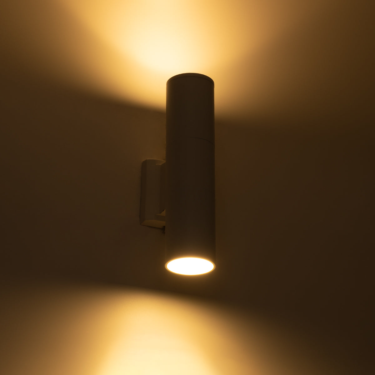 WALLY 77871 Μοντέρνο Φωτιστικό Τοίχου - Απλίκα με Ντουί 2 x GU10 AC 220-240V Αδιάβροχο IP65 - Λευκό Ματ - Μ6.4 x Π11 x Υ25