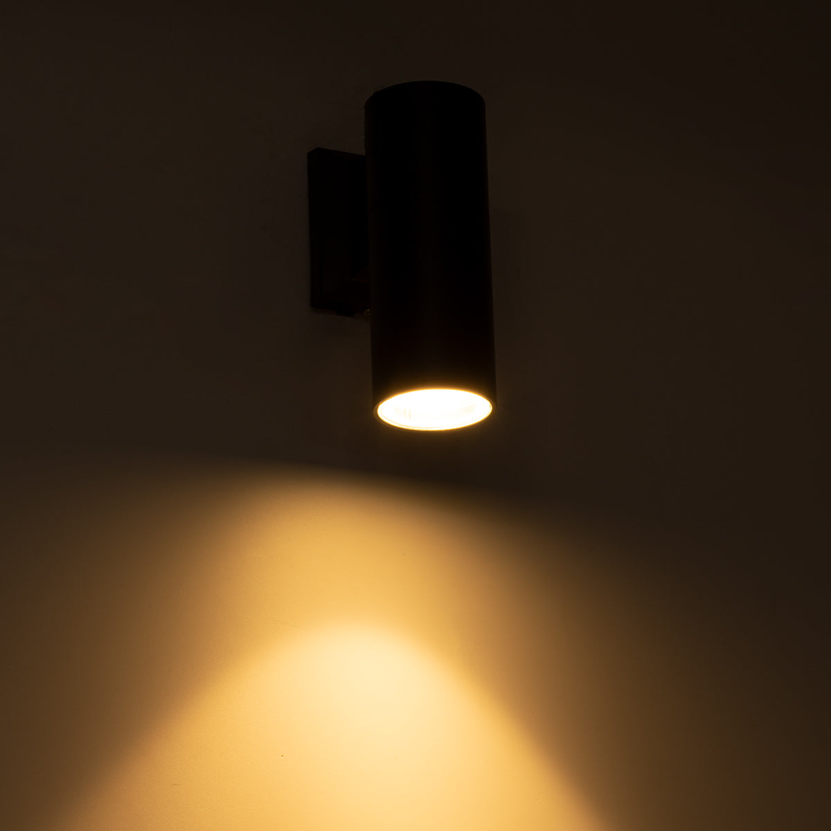 WALLY 77872 Μοντέρνο Φωτιστικό Τοίχου - Απλίκα με Ντουί 1 x GU10 AC 220-240V Αδιάβροχο IP65 - Μαύρο Ματ - Μ6.4 x Π11 x Υ17