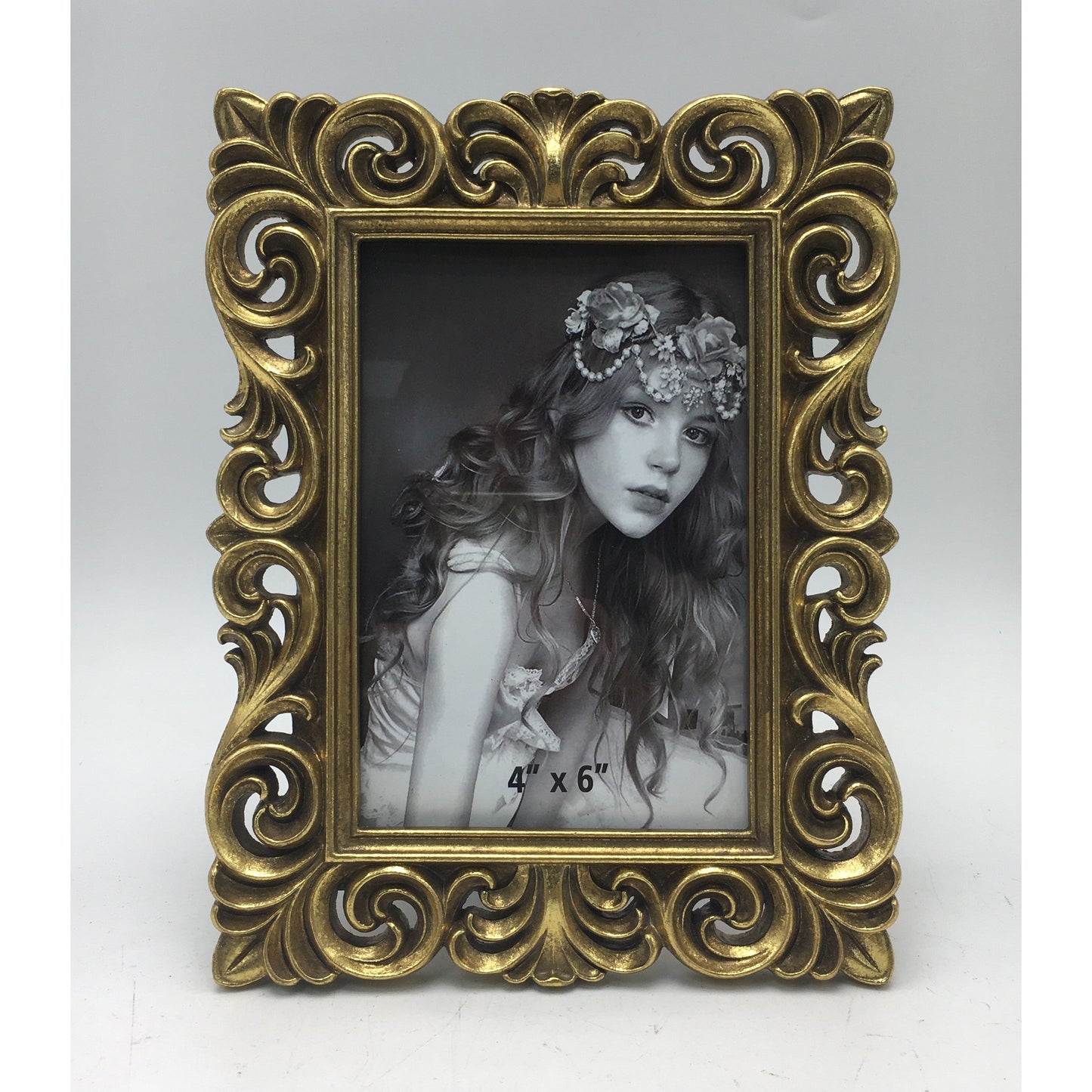 Κορνίζα Polyresin Χρυσή Ανάγλυφη 10×15εκ