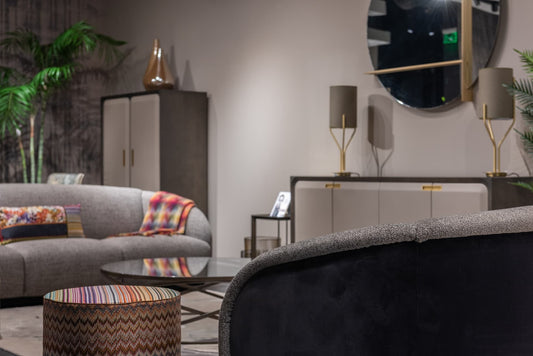 5 Συμβουλές Διακόσμησης για ένα Ζεστό και Άνετο Σαλόνι