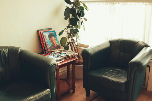 Ιδέες για Γωνίες στο Σαλόνι: Εκμεταλλευτείτε Κάθε Σπιθαμή του Χώρου σας