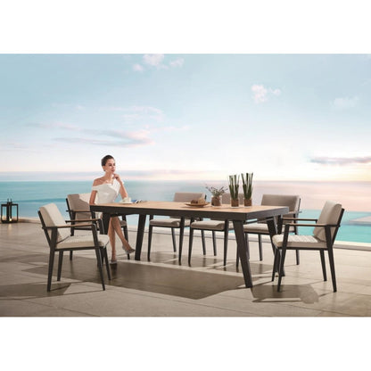 Emoti/D7 Dining Set