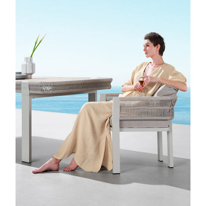 Borromeo/D7 Dining Set