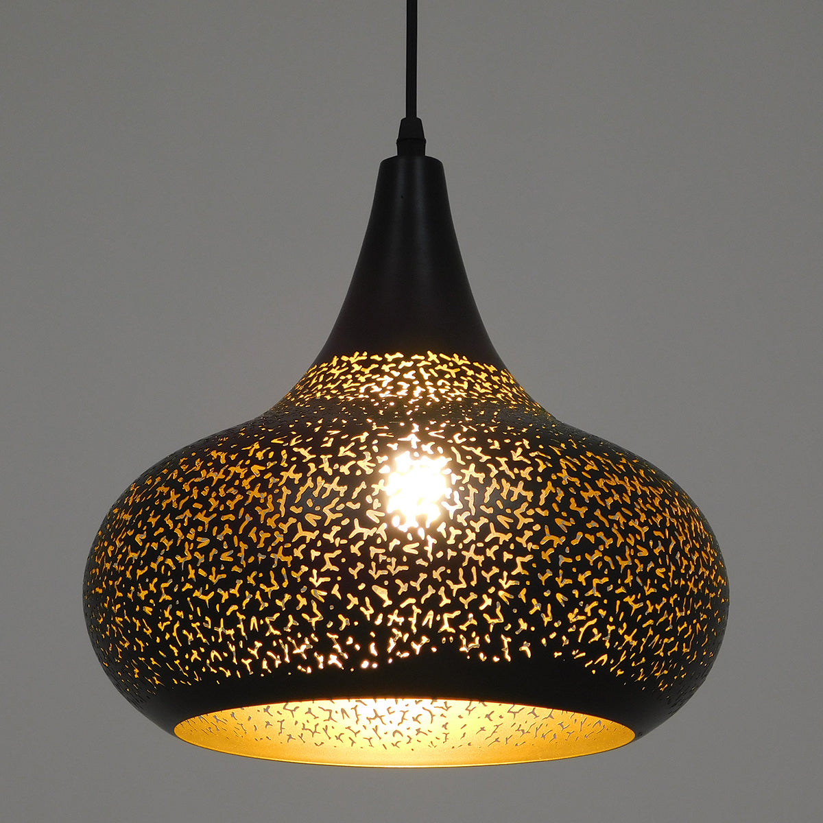 JANIS 01590 Μοντέρνο Κρεμαστό Φωτιστικό Οροφής Μονόφωτο 1 x E27 Μαύρο - Χρυσό Μεταλλικό Καμπάνα Φ30 x Υ30cm