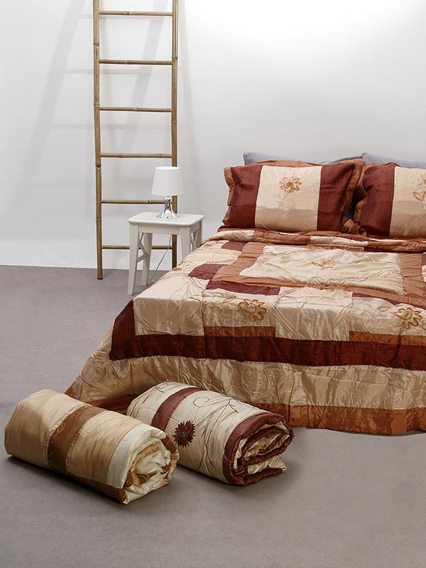 Κουβερλί Κεντητό Φιγούρας Υπέρδιπλο 220x240εκ