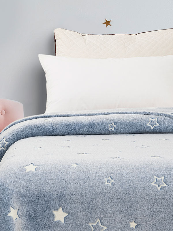 Κουβέρτα Φωσφοριζέ Αγκαλιάς Stars Blue 80x90εκ