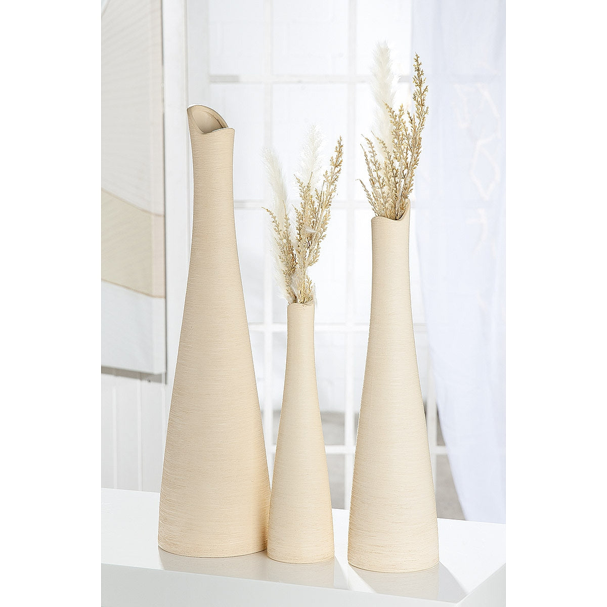 Βάζο με Μακρύ Λαιμό Μπεζ Κεραμικό 31εκ