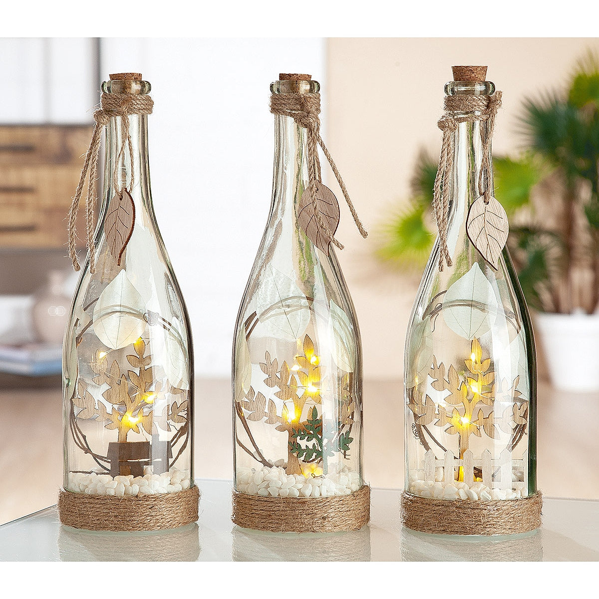 Διακοσμητικό Μπουκάλι με Εσωτερική Διακόσμηση Φωτιζόμενο LED Διάφανο/Φυσικό Γυαλί/Ξύλο 30εκ σε 3 Σχέδια