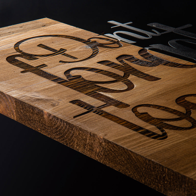 Διακοσμητικό Τοίχου Smiley Ξύλο Πεύκου σε Φυσική Απόχρωση με Μαύρο Μέταλλο 47x3x58