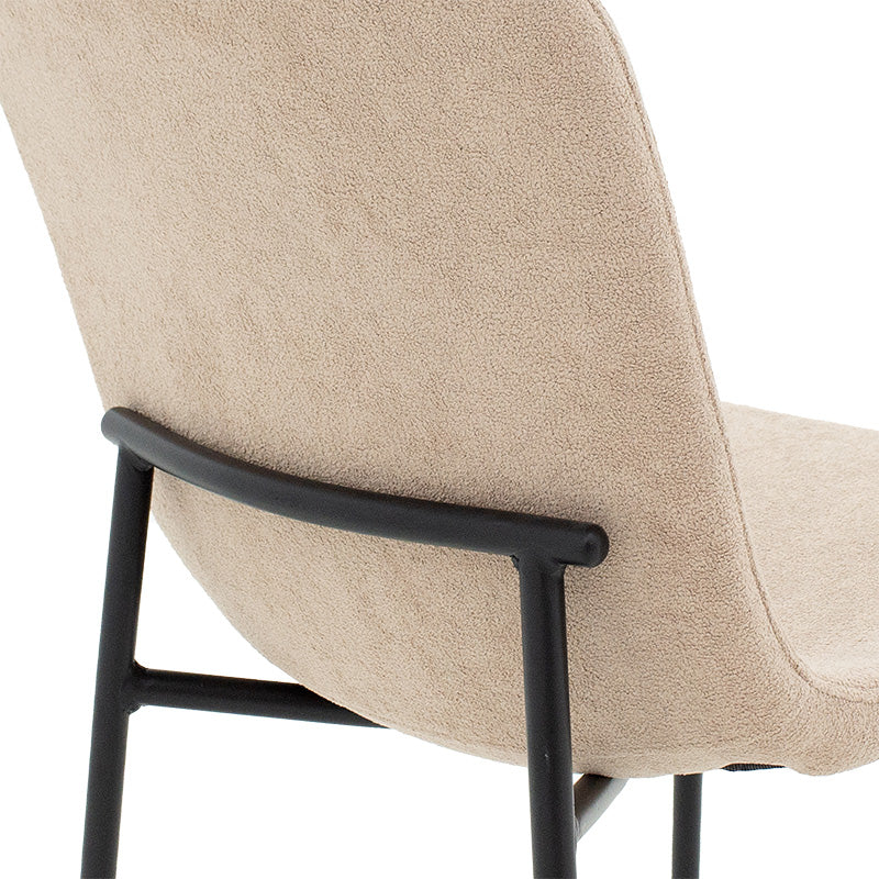 Καρέκλα Gratify Ύφασμα Μπουκλέ Εκρού-Πόδι Μαύρο