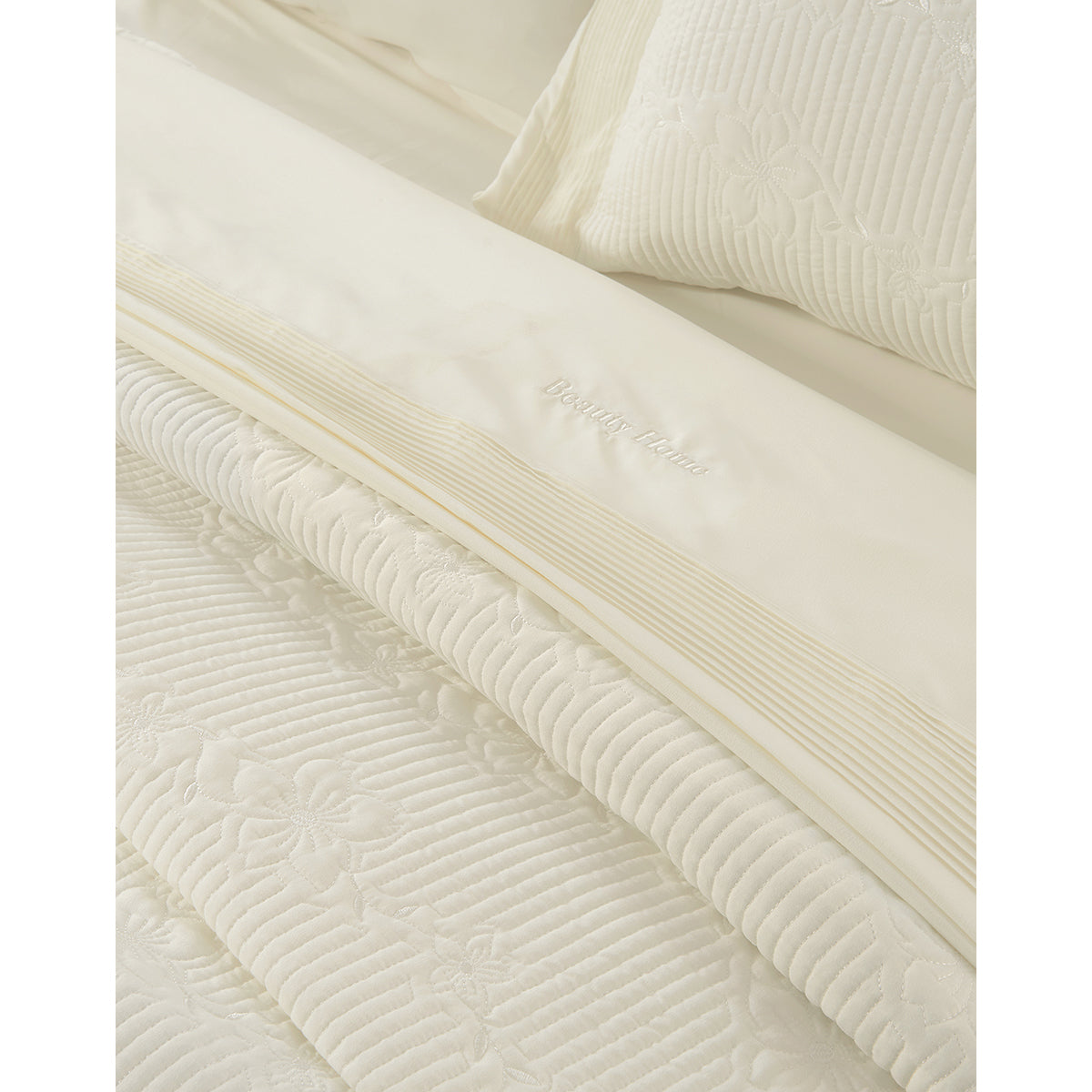 Σετ Κουβερλί Υπέρδιπλο Emelia Art 12505 230x250εκ Εκρού