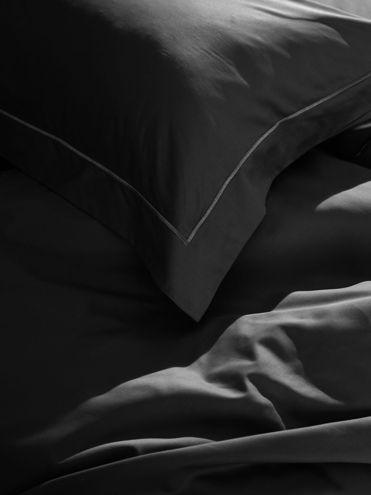 Σετ Σεντόνια Βαμβακοσατέν Omnia Μονόχρωμα Black King Size 280x300εκ