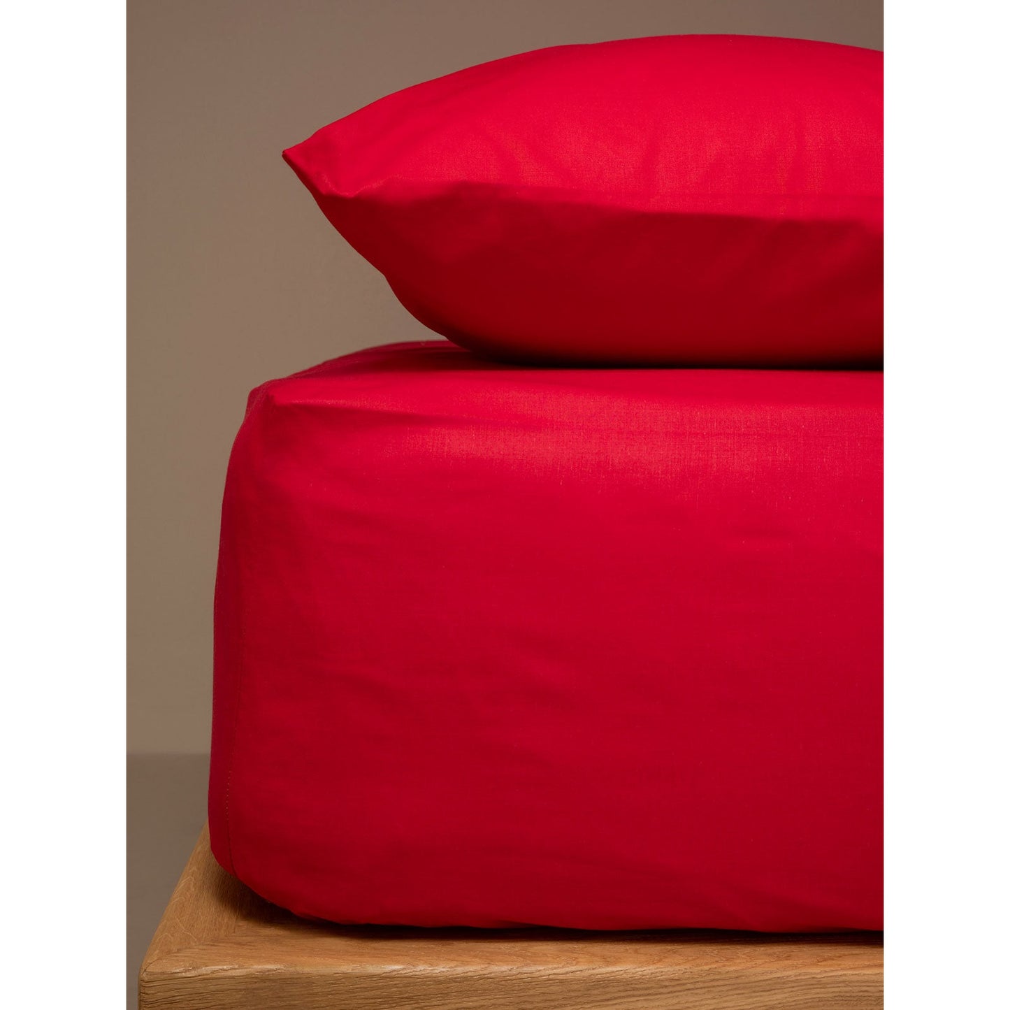 Κατωσέντονο Menta με Λάστιχο 12 Red Υπέρδιπλο 180x200+25εκ