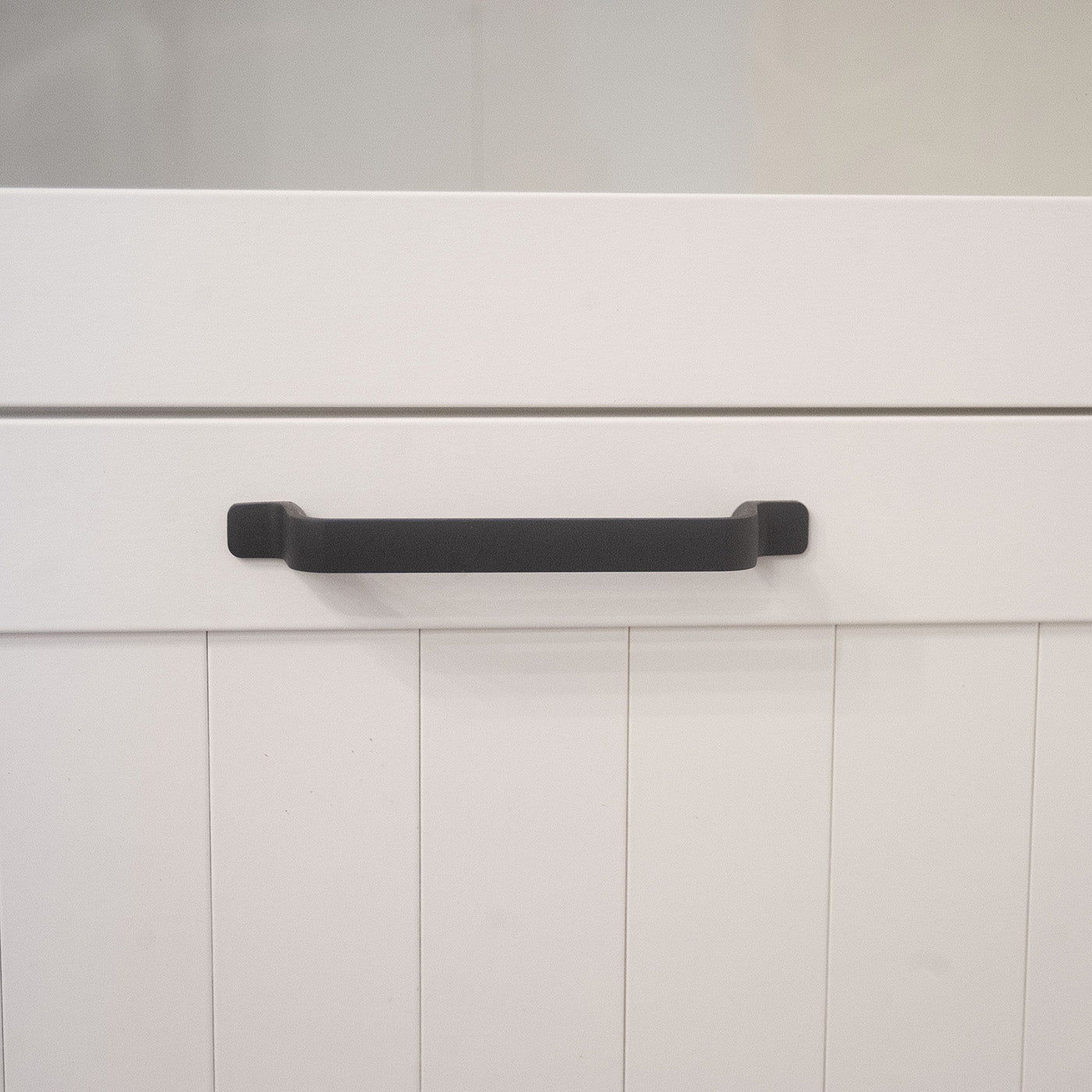 Βιτρίνα Verne Δίφυλλη Λευκό-Φυσικός Δρυς 114.8x37.2x153