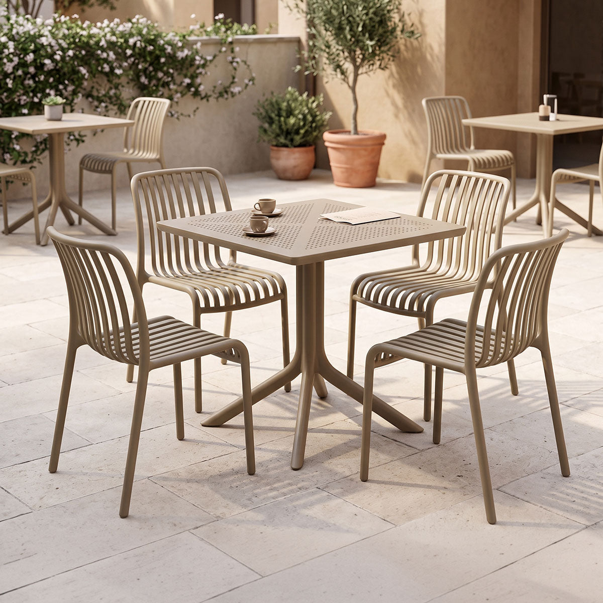 Τραπεζαρία Zoi-Groovy Σετ 5 Τεμ Cappuccino PP 80x80x74