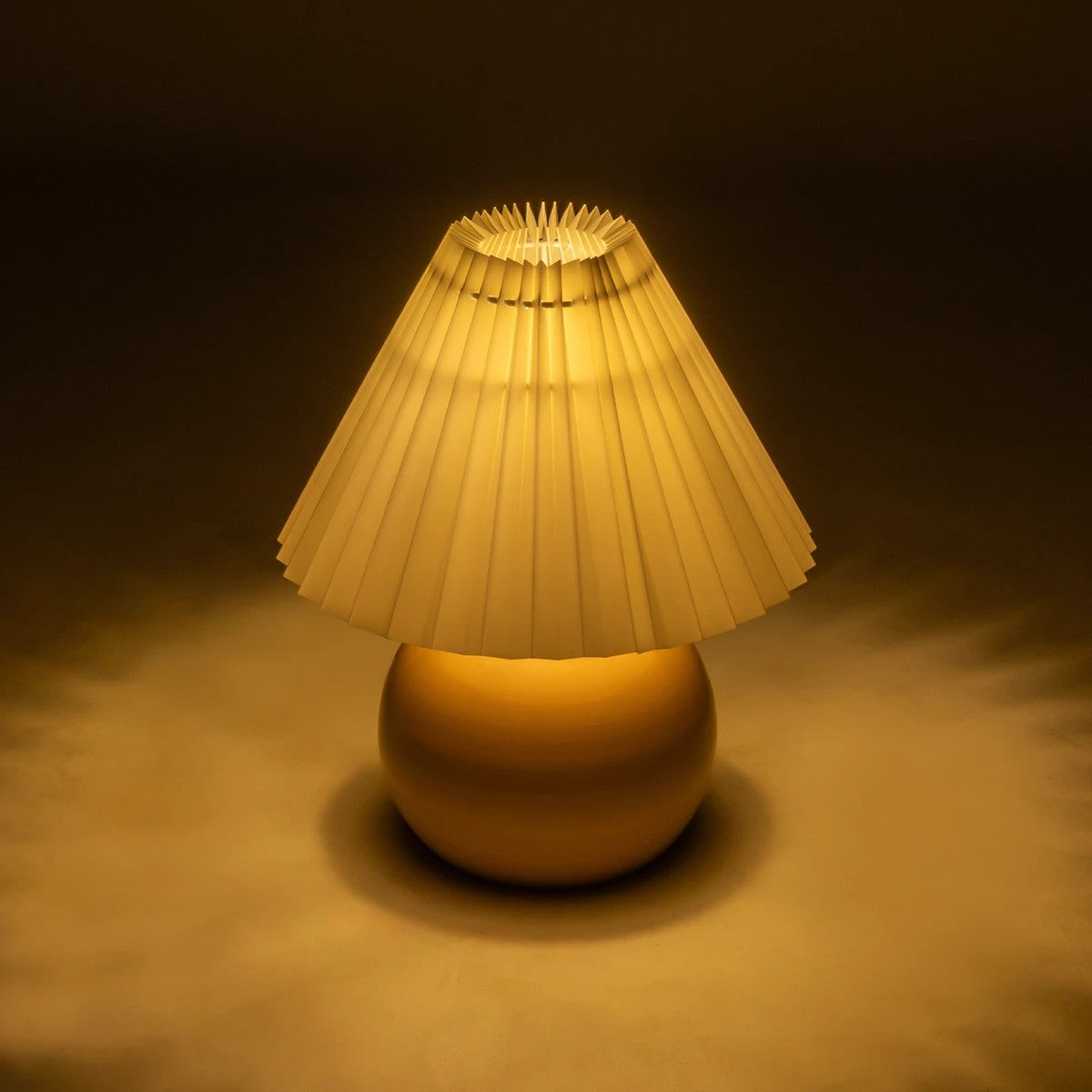 LISBON 204-0155 Μοντέρνο Επιτραπέζιο Φωτιστικό Πορτατίφ με Ντουί 1 x E27 AC 220-240V IP20 - Κίτρινο & Μπεζ - Μ24 x Π24 x Υ28