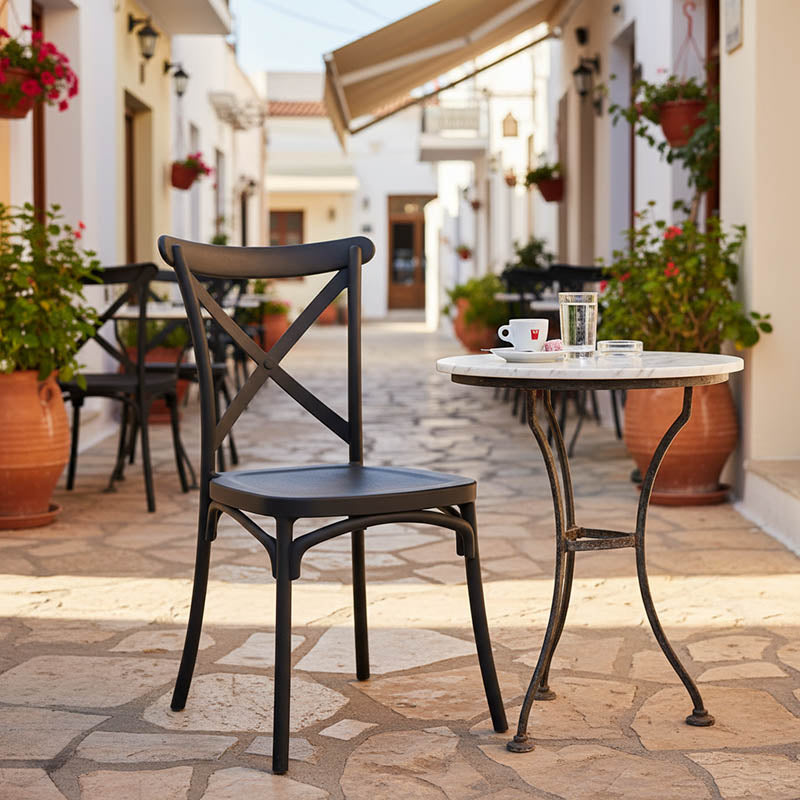 Καρέκλα Crossie Στοιβαζόμενη PP σε Μαύρη Απόχρωση 38x46.5x82