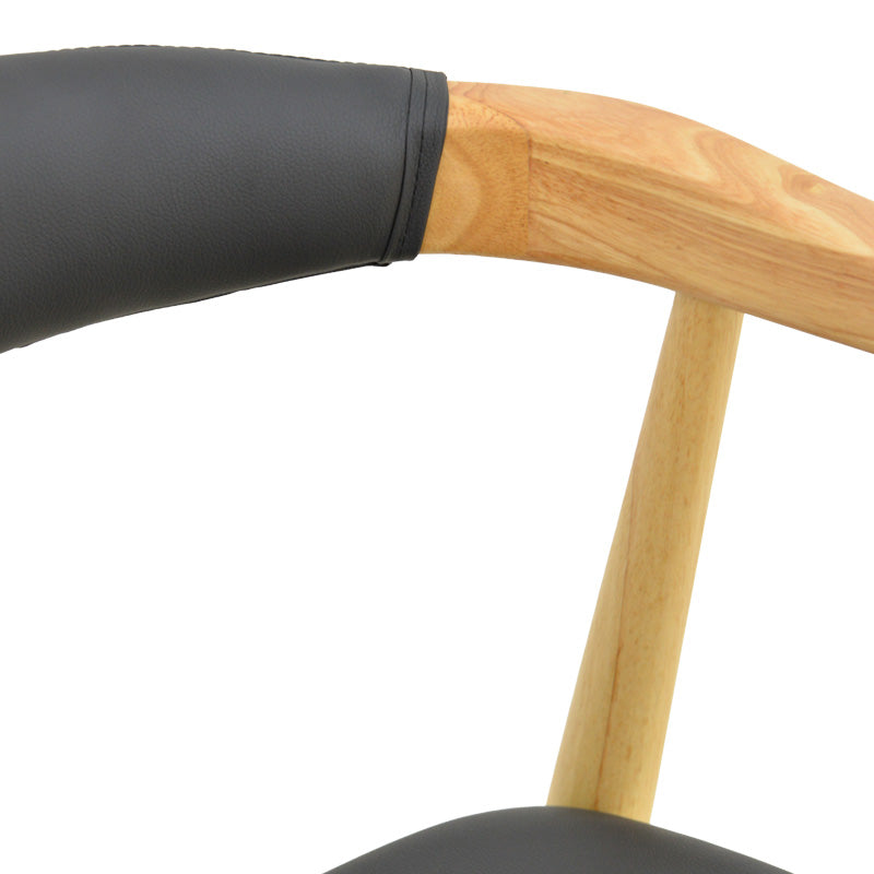 Πολυθρόνα Sandi Rubberwood σε Φυσική Απόχρωση με Μαύρο PU Μαξιλάρι 50x60x80