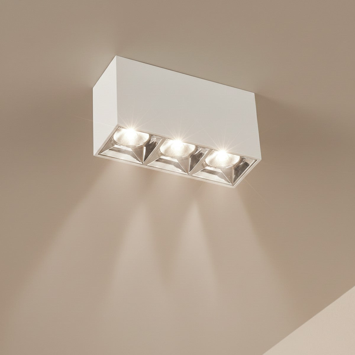 LUMINAR KLV-101-0330 Downlight LED Spot 12W 1680lm 36° AC 220-240V IP20 Natural White 4500K - Osram SMD Chip & TÜV SÜD Driver - Matte White - L11.8 x W4.2 x H6.6