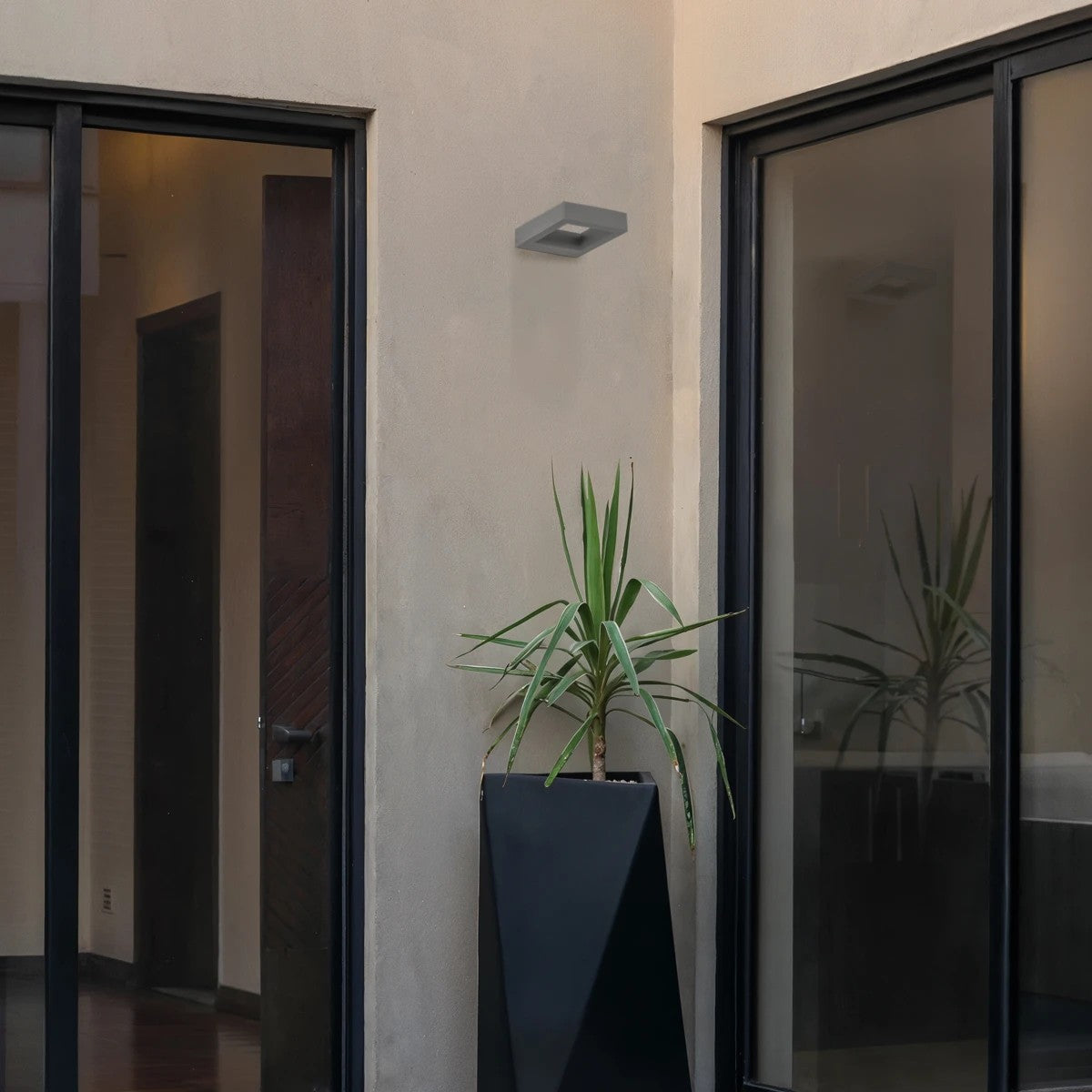 AURA KLV-101-0117 Φωτιστικό Τοίχου / Απλίκα LED 7W 875lm 45° AC 220-240V Αδιάβροχο IP65 Θερμό Λευκό 2700K - Bridgelux COB Chip & TÜV SÜD Driver - Γκρι Ανθρακί Ματ - Μ13 x Π15 x Υ4.5