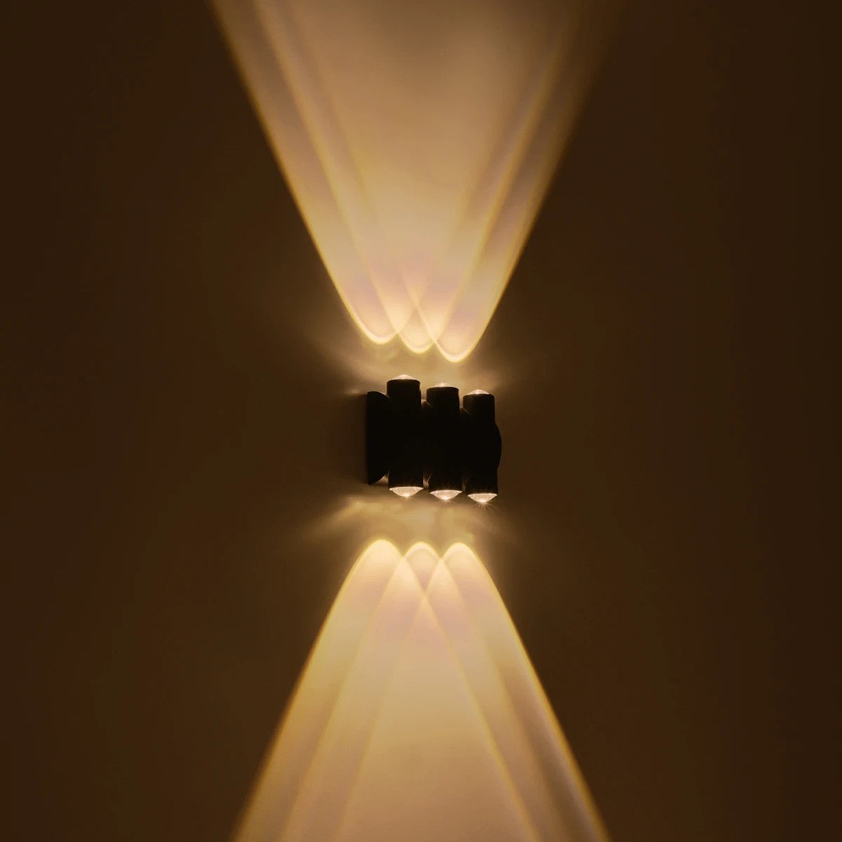 ARC 60680 Μοντέρνο Φωτιστικό Τοίχου - Απλίκα LED 12W 1500lm 30° AC 220-240V Αδιάβροχο IP65 Θερμό Λευκό 2700K - CREE XPE Chip & TÜV SÜD Driver - Μαύρο Ματ - Μ14 x Π4.8 x Υ11.5