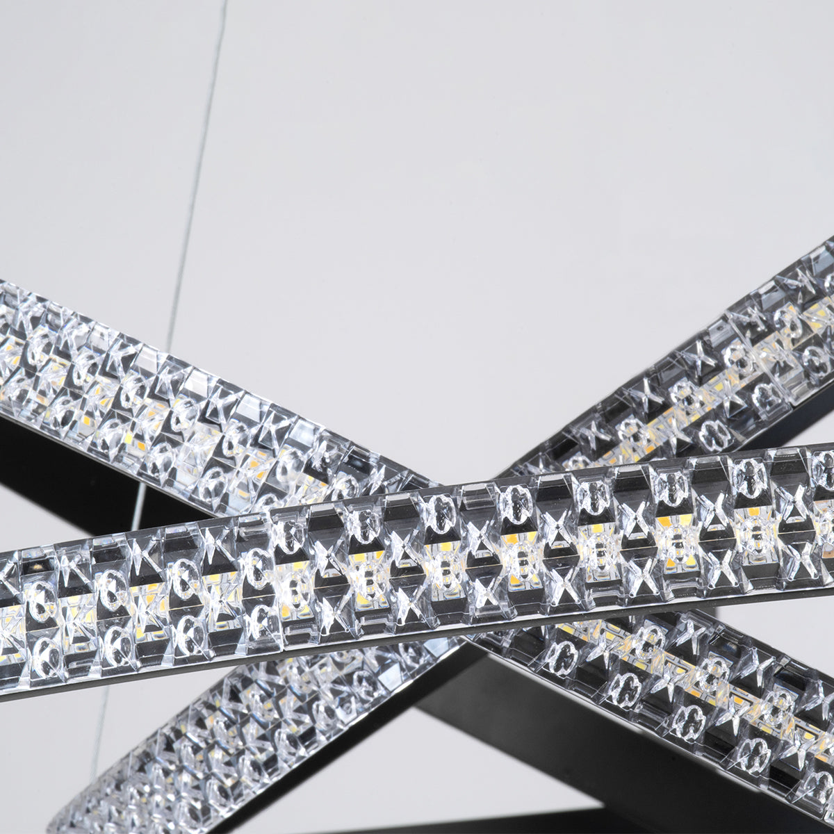 DIAMOND TRIO 61136 Μοντέρνο Κρεμαστό Φωτιστικό Οροφής LED 100W 12123lm 360° AC 220-240V IP20 Ρυθμιζόμενο Λευκό CCT με Χειριστήριο από 2700K έως 6000K Dimmable - Lumileds SMD Chip - Μαυρό Ματ - Μ60 x Π60 x Υ60