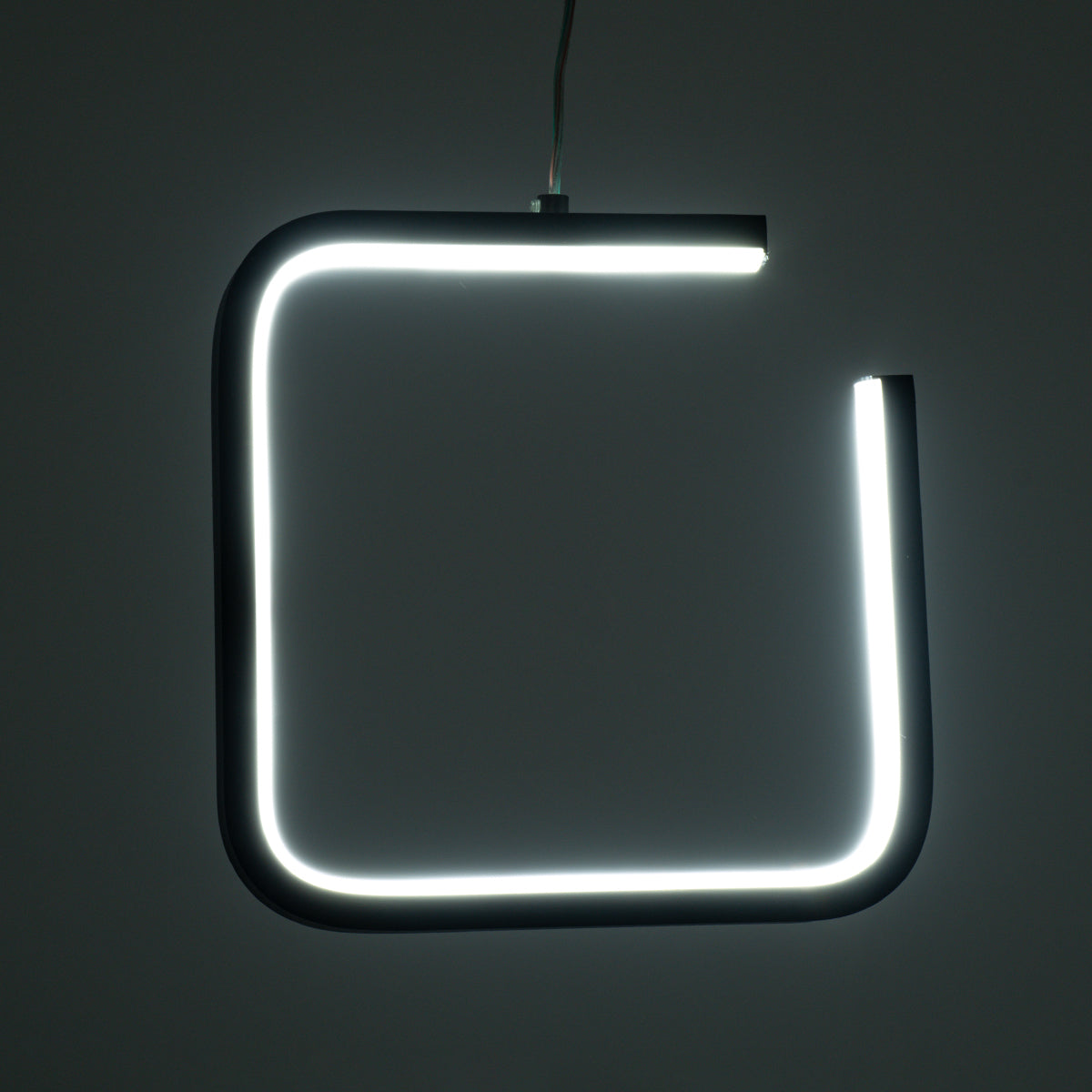 CEROBA 61308 Κρεμαστό Φωτιστικό Οροφής Linear Design LED CCT 12W 1320lm 360° AC 220-240V - Εναλλαγή Φωτισμού μέσω Διακόπτη On/Off All In One Ψυχρό 6000k+Φυσικό 4500k+Θερμό 2700k Μ22 x Π2 x Υ22cm - Μαύρο