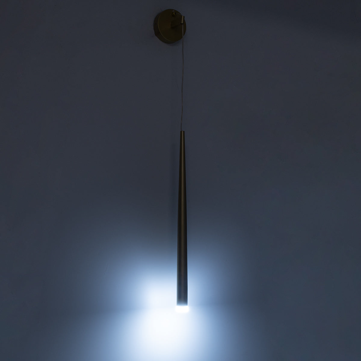 TEARS 61315 Φωτιστικό Τοίχου - Απλίκα Design LED CCT 3W 330lm 180° AC 220-240V - Εναλλαγή Φωτισμού μέσω Διακόπτη On/Off All In One Ψυχρό 6000k+Φυσικό 4500k+Θερμό 2700k Φ3.2 x Υ51.5cm - Μαύρο