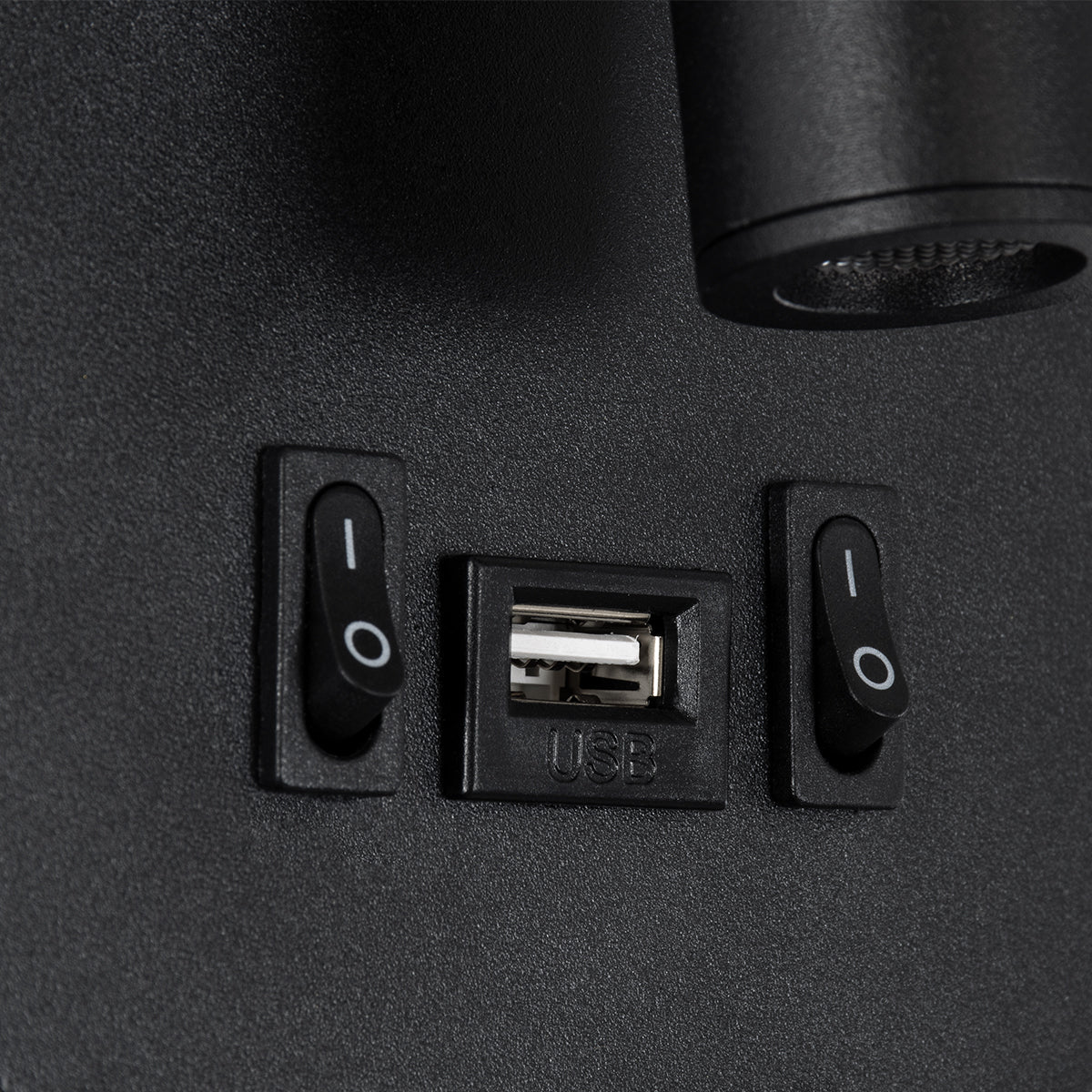 LADY-O 61363 Μοντέρνο Φωτιστικό Τοίχου - Απλίκα Ξενοδοχείου Reading Light με Φορτιστή USB 3A LED 10W 1000lm 36° & 360° AC 220-240V IP20 Φυσικό Λευκό 4500K - Bridgelux COB Chip & TÜV SÜD Driver - Μαύρο Ματ - Μ10.5 x Π10 x Υ18.5