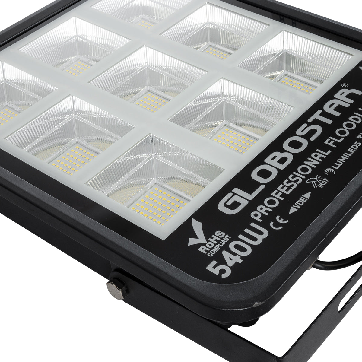 TITAN 61436 Προβολέας για Γήπεδα Tennis & Ποδοσφαίρου 5x5 LED 540W 67500lm 60°x90° AC 220-240V Αδιάβροχο IP67 Φυσικό Λευκό 5000K - Lumileds SMD Chip - TÜV Rheinland Certified - Μαύρο Ματ - Μ38 x Π8 x Υ42