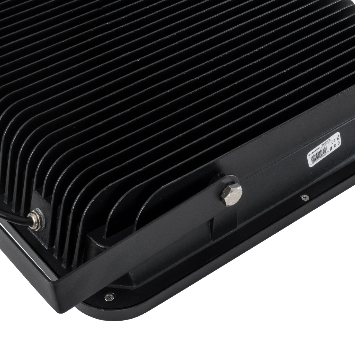 TITAN 61436 Προβολέας για Γήπεδα Tennis & Ποδοσφαίρου 5x5 LED 540W 67500lm 60°x90° AC 220-240V Αδιάβροχο IP67 Φυσικό Λευκό 5000K - Lumileds SMD Chip - TÜV Rheinland Certified - Μαύρο Ματ - Μ38 x Π8 x Υ42