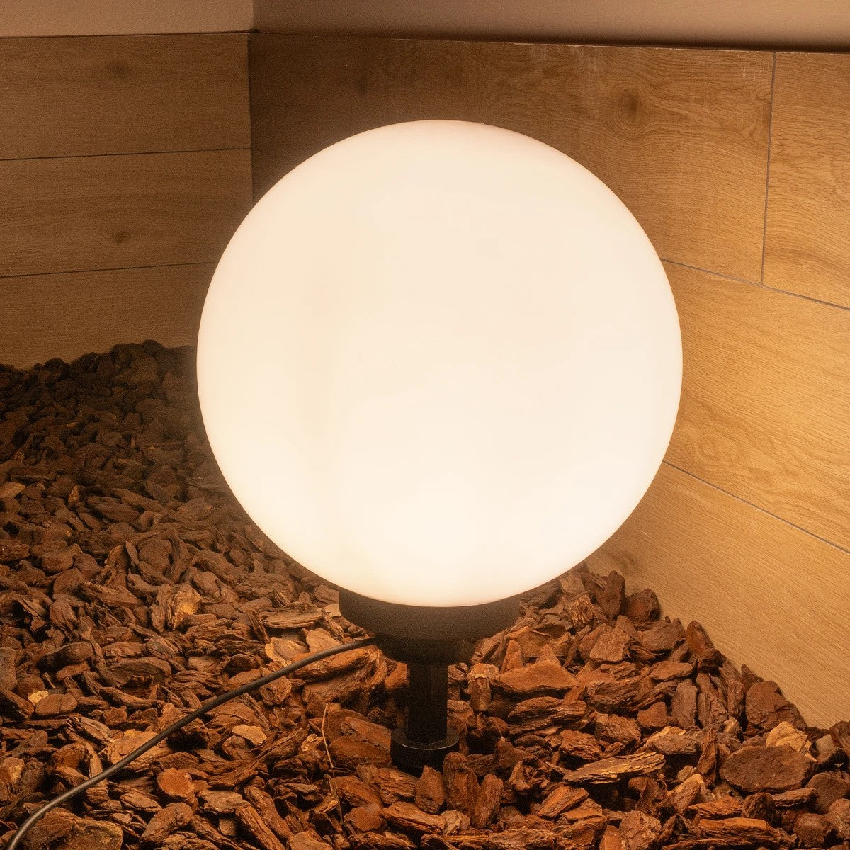 AGROS 61709 Φωτιστικό Κήπου / Καρφωτό με Ντουί 1 x E27 AC 220-240V Αδιάβροχο IP65 - Λευκό & Μάυρο - Μ40 x Π40 x Υ74cm