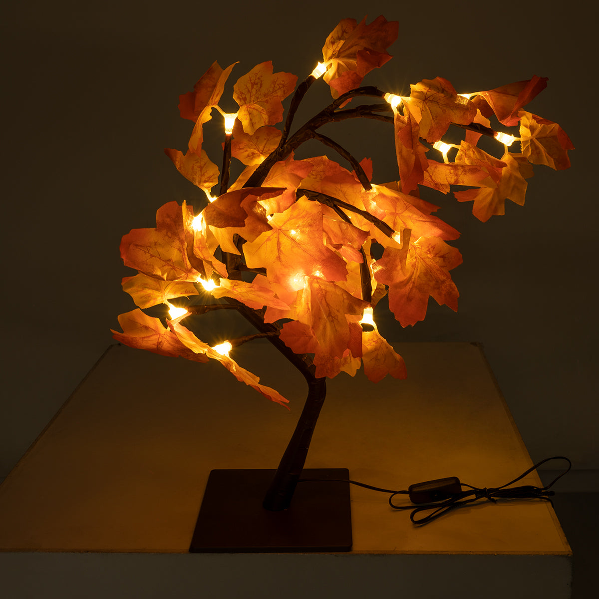 TREEDECO 71586 Μοντέρνο Επιτραπέζιο Φωτιστικό Πορτατίφ LED 2W 100lm 200° DC 5V με USB 2.0 IP20 Θερμό Λευκό 2700K - Πορτοκαλί & Καφέ - Μ30 x Π30 x Υ41