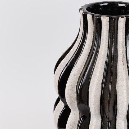 ΒΑΖΟ ΚΕΡΑΜΙΚO ΜΑΥΡΟ-ΛΕΥΚΟ 21x21x38